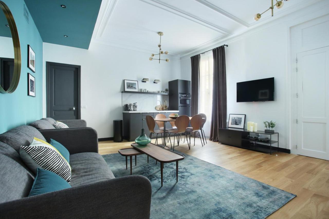Splendide appartement Champ de Mars - Tour Eiffel  Paris Extérieur photo